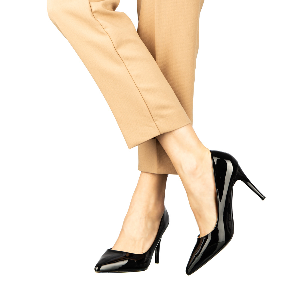 Pantofi dama cu toc negri din piele ecologica Rocha